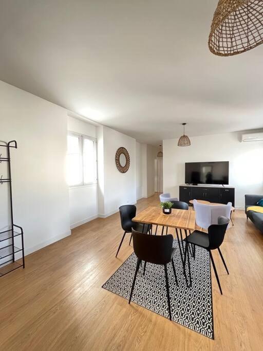 Banjul - Bel Appartement A Remeš Exteriér fotografie